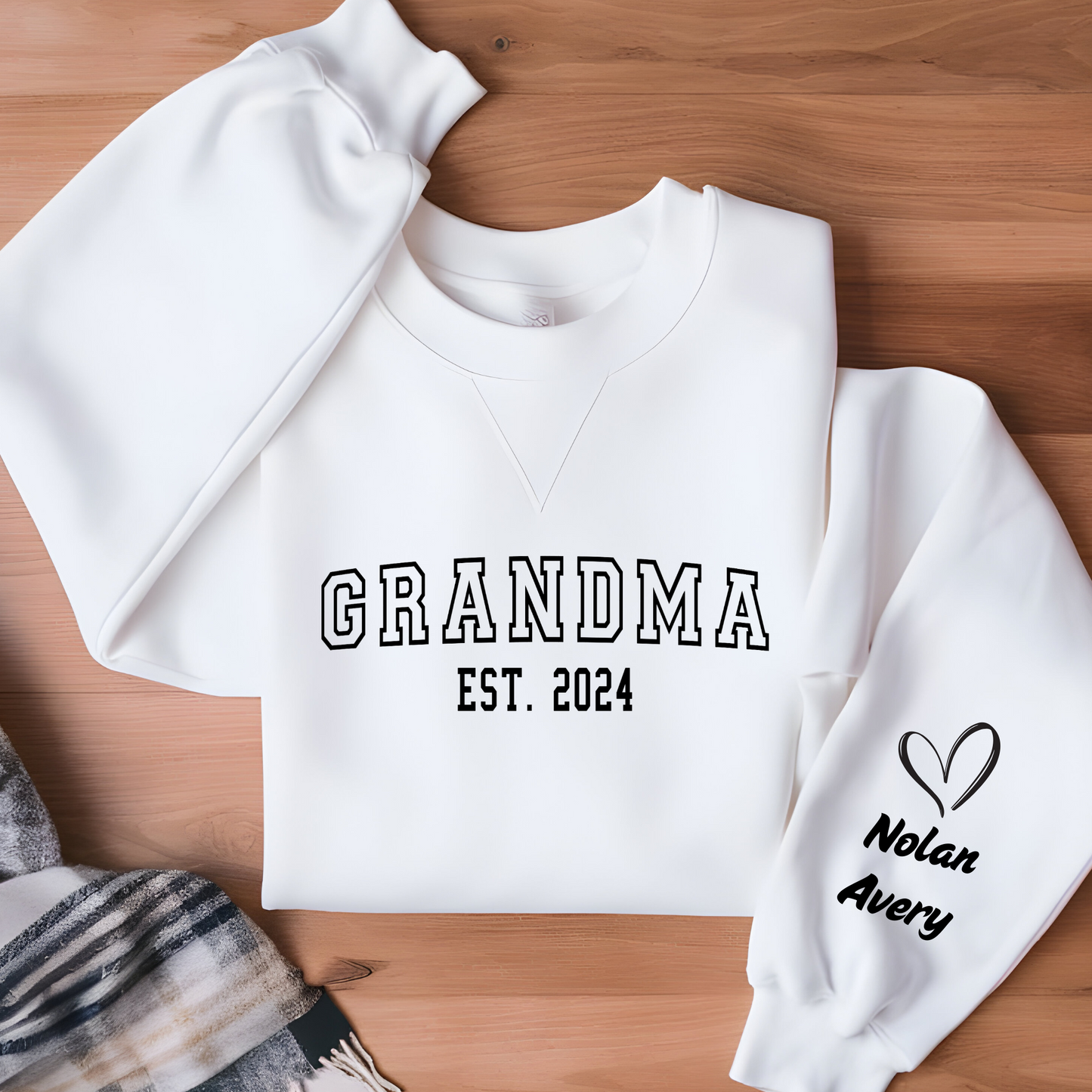Custom Grandma Sweatshirt, Grandma est 2024 shirt, Personalized Grandma Apparel, New Grandma gift, Unique Grandma shirt, Custom grandma hoodie, personalized grandma sweater, Grandma Love Shirt, Grandma Lift Clothing, Grandmother Established 2024