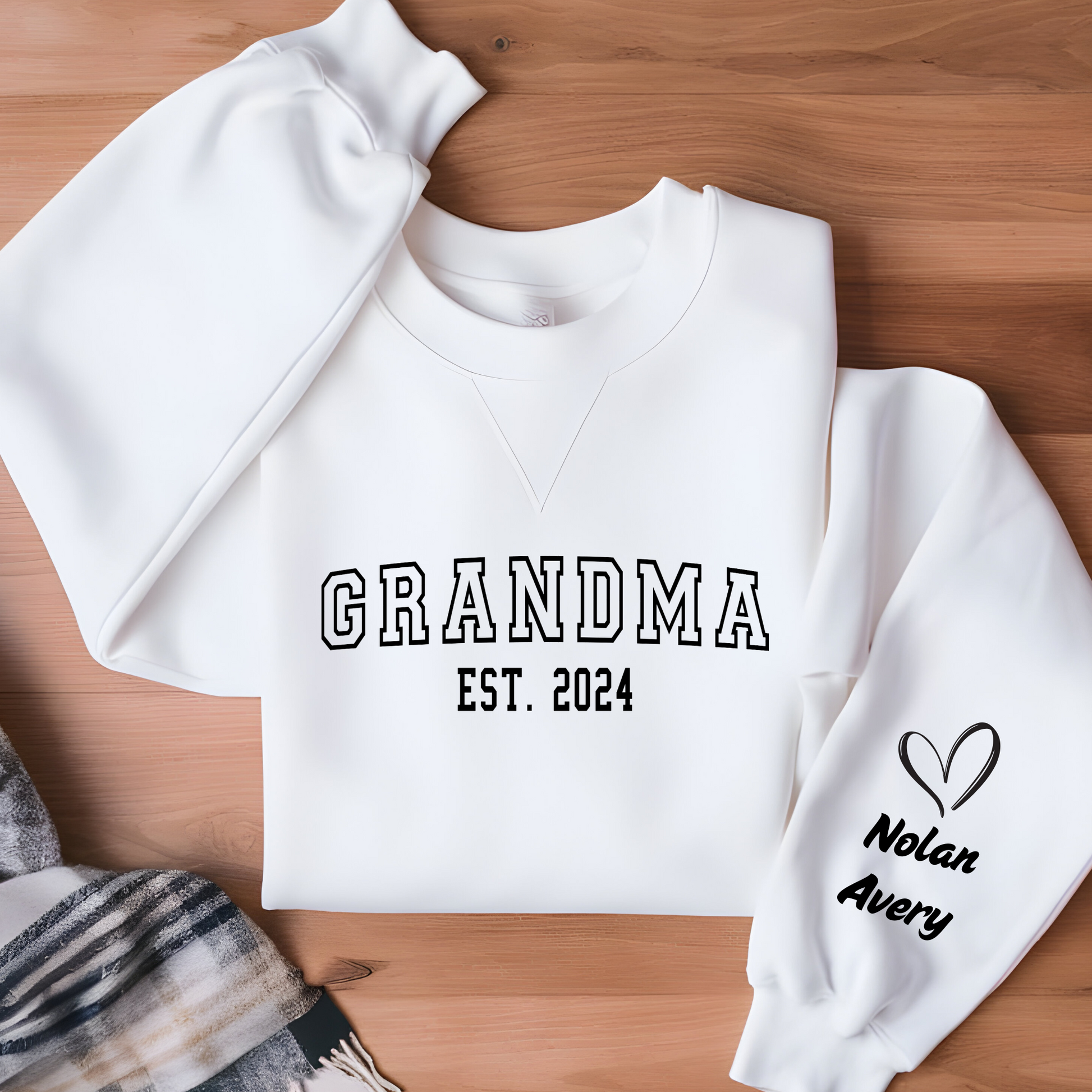 Custom Grandma Sweatshirt, Grandma est 2024 shirt, Personalized Grandma Apparel, New Grandma gift, Unique Grandma shirt, Custom grandma hoodie, personalized grandma sweater, Grandma Love Shirt, Grandma Lift Clothing, Grandmother Established 2024